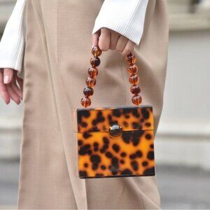 Analeah Artsy Resin Leopard Cube Purse Chunky Art To Wear‎ Runway Fashion